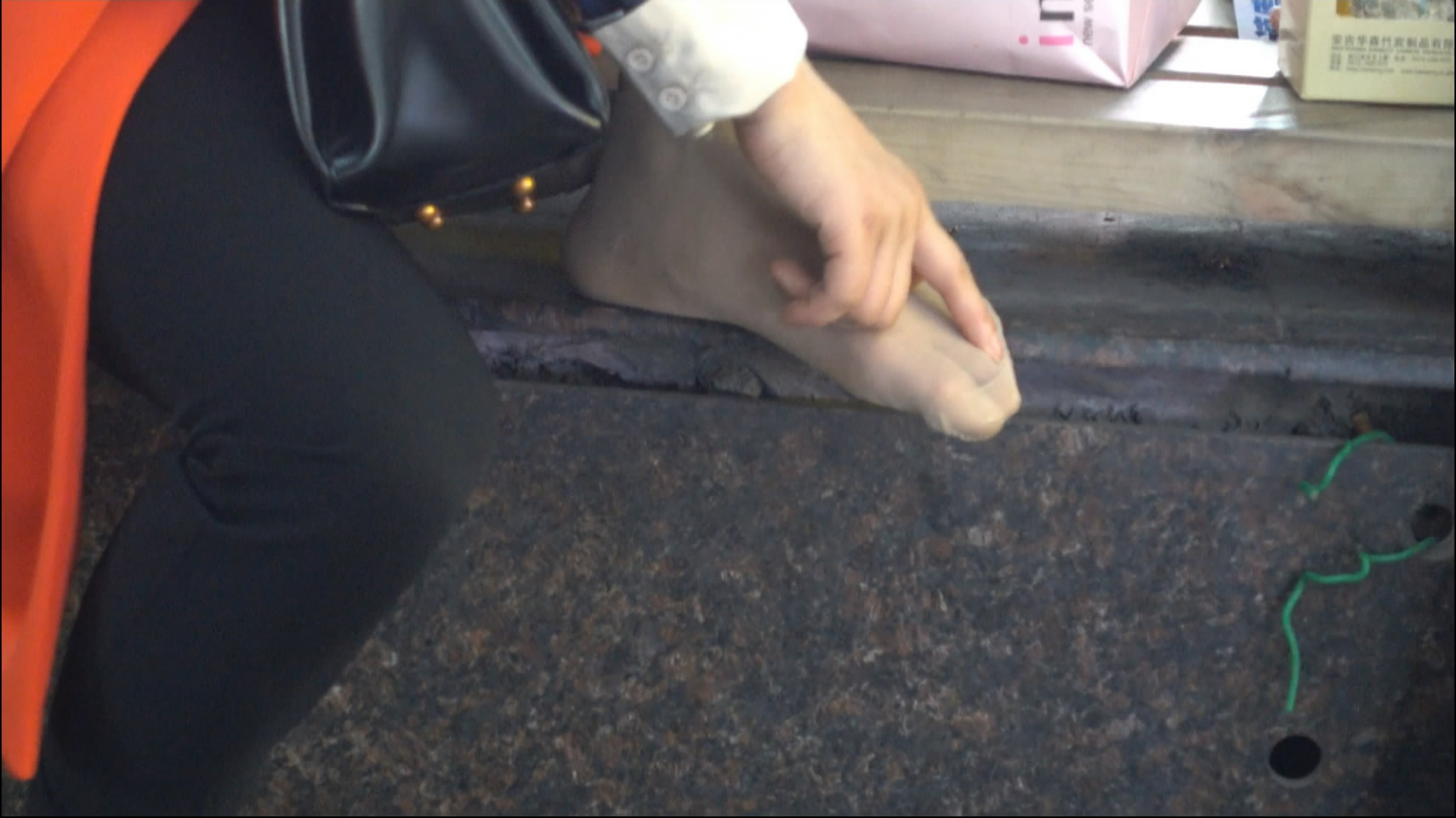 streetsnapnylon[00 00 49][20181205 223422 3]